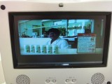 この映像ができるまでの苦労は・・・半端じゃありません。テイク○○までいったらしいです。プロってすごいなー