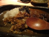 やっぱカレーはやめられましぇん。食べさしなのは見逃してください。