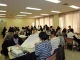 今回は各店舗ごとに別れてクループ討議です