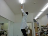 拭くだけで明るくなりますね。エコエコ。
