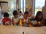 石けんこねこね・・・小2ガールズ 石けんこねこね・・・小2ガールズ